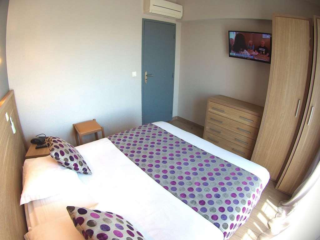 Hotel Logis Atoll *